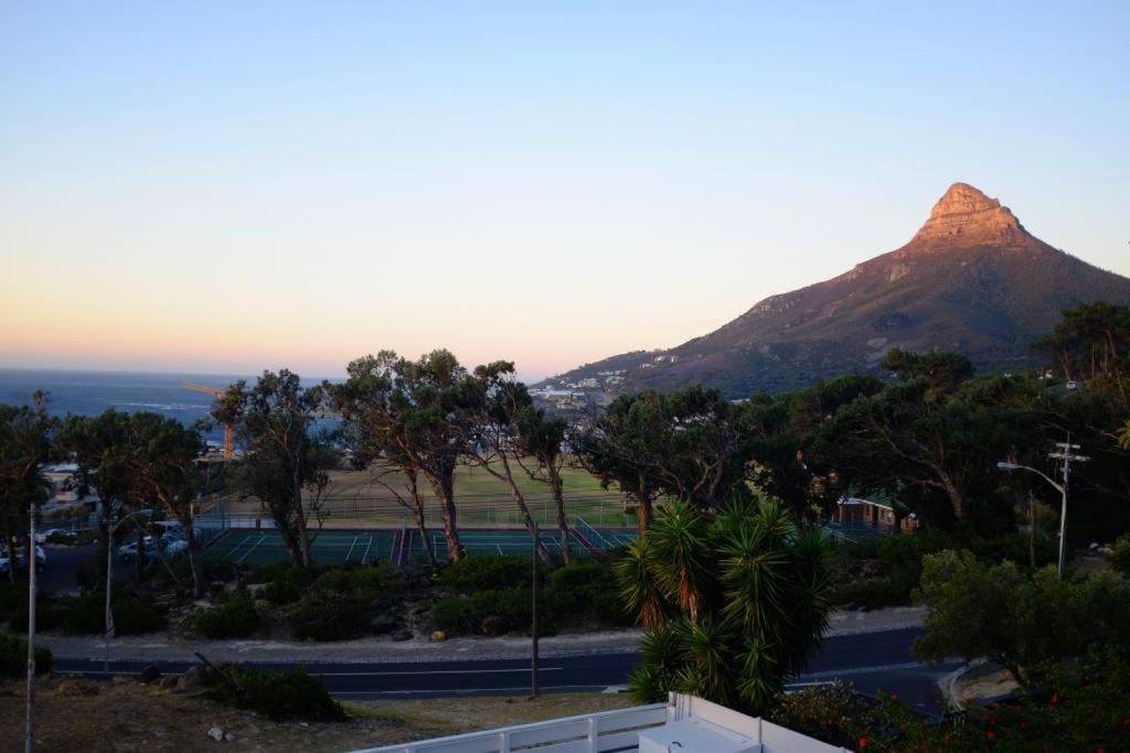 Camps Bay Loft With Stunning Mountain And Ocean Views Apartment Cape Town