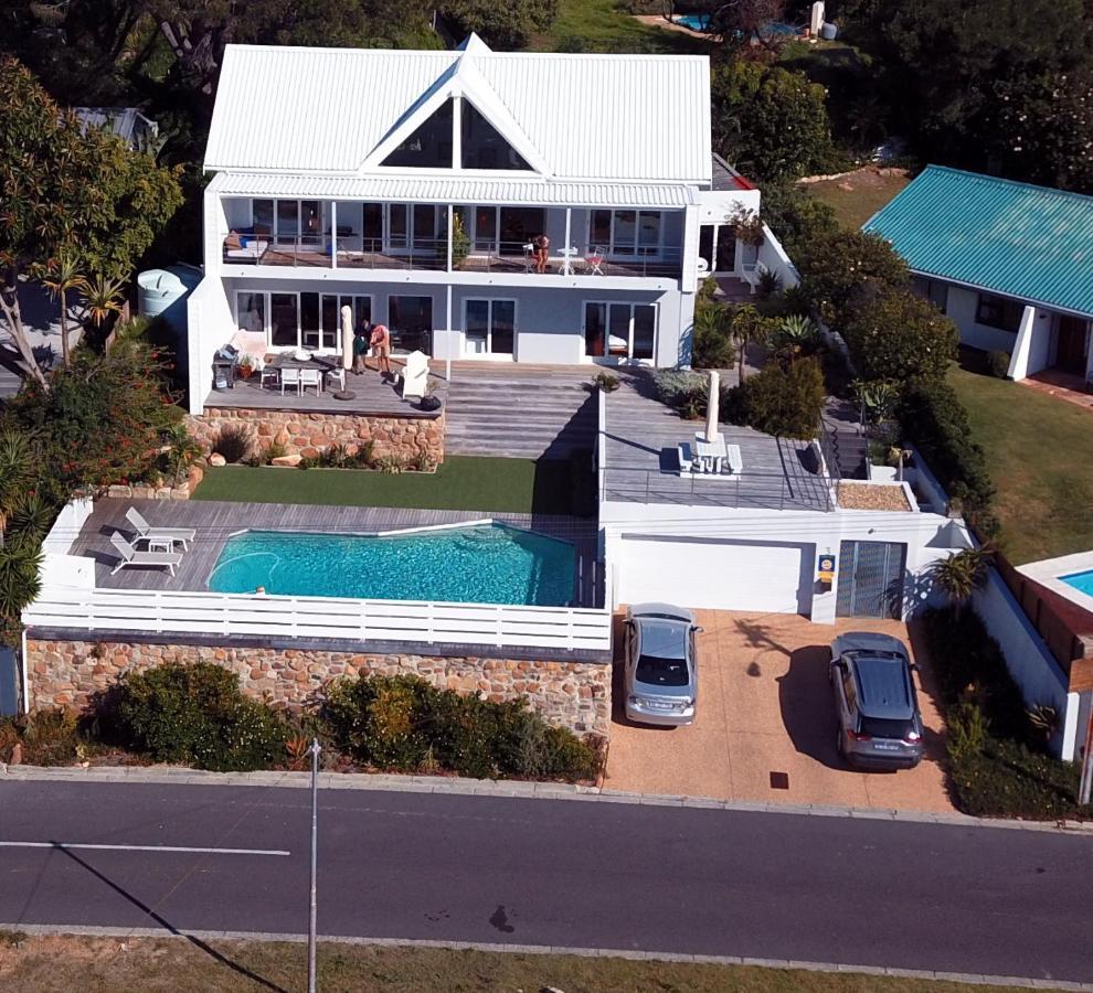 Camps Bay Loft With Stunning Mountain And Ocean Views Apartment *